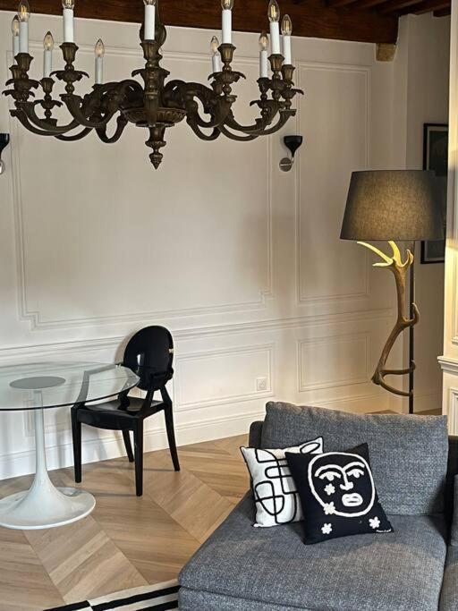 Le Grand Cerf By La Chambre A Cote Metz Exterior foto